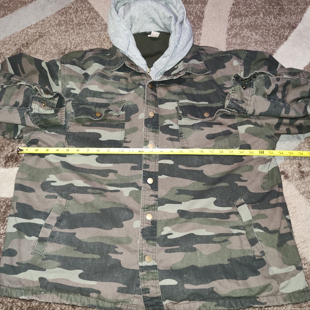 Camouflage Hooded Men's XL Jacket - Picture 8 of 12
